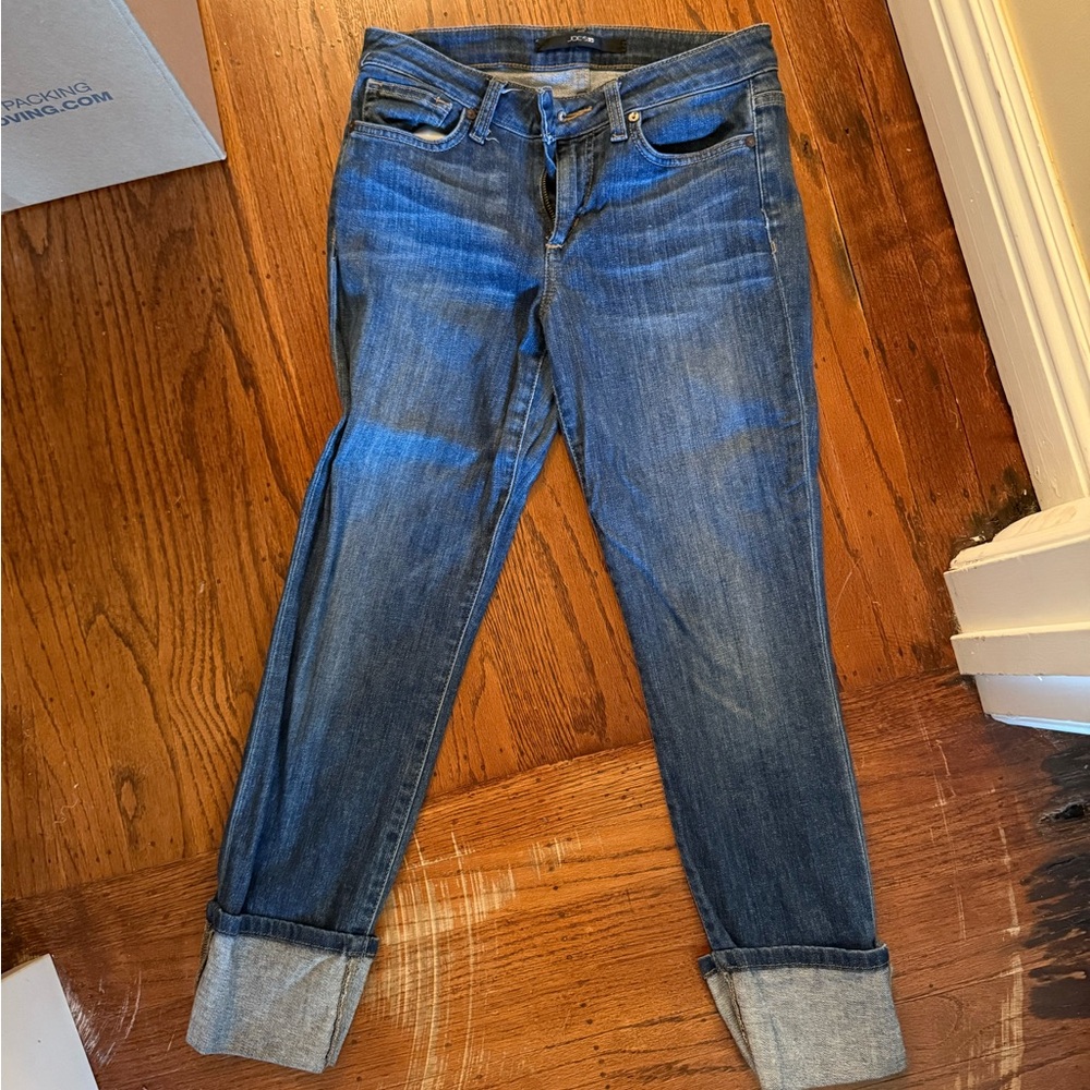 Joes  gently used capri cuffed jeans